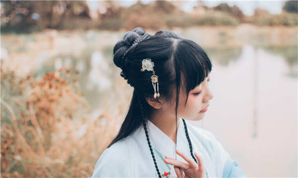 浩口原种场在寻找合适的三代试管助孕医院时，你可能会有很多疑问，尤其是作为不孕不育患者的家庭，如何能顺利代怀生子成了重中之重的问题。根据《2025年中国不孕不育调查报告》，中国的育龄夫妇不孕不育率已上升至12.5%-18.2%，患者人数约为5000万至6060万，说明这个问题愈发严重。